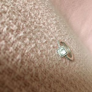 Pandora Ring